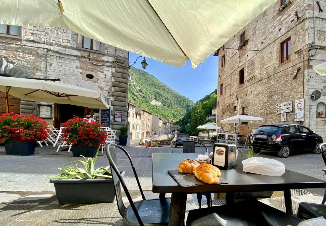 Red House Gubbio Exterior foto